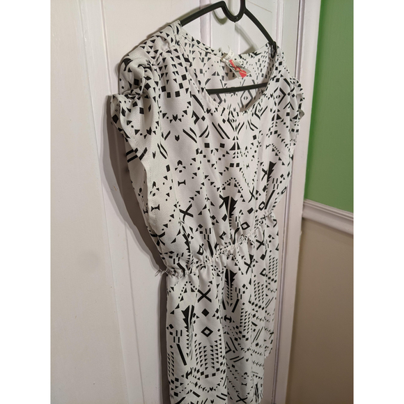 Sassy Maternity Tunic Size M - Picture 6 of 6